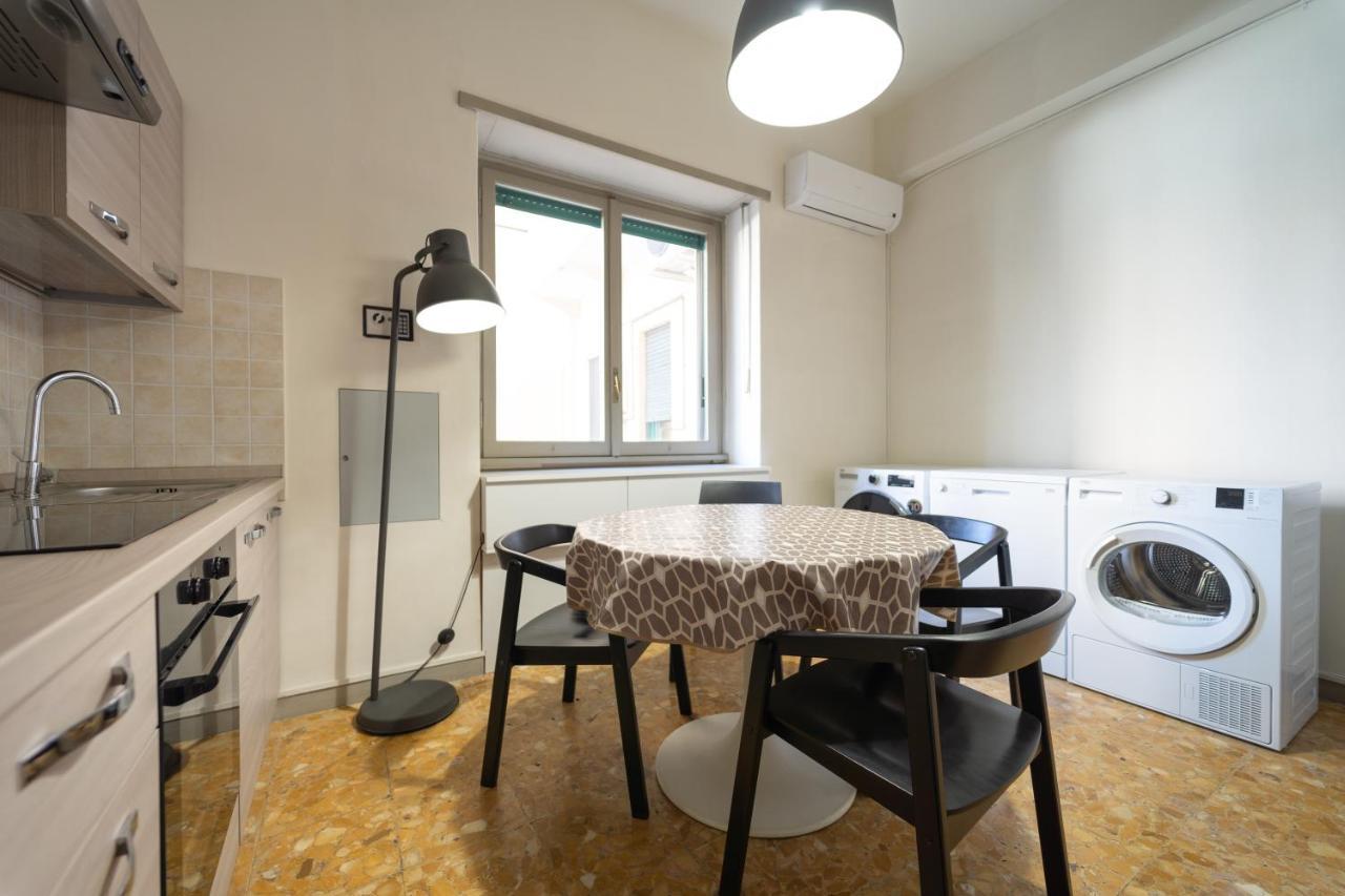 Budget Rooms Sonnino 37 กาญารี ภายนอก รูปภาพ