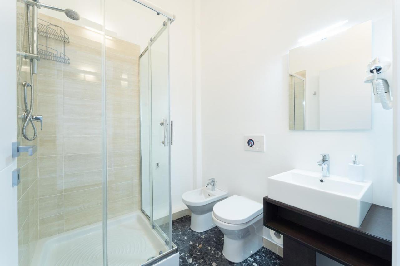 Budget Rooms Sonnino 37 กาญารี ภายนอก รูปภาพ