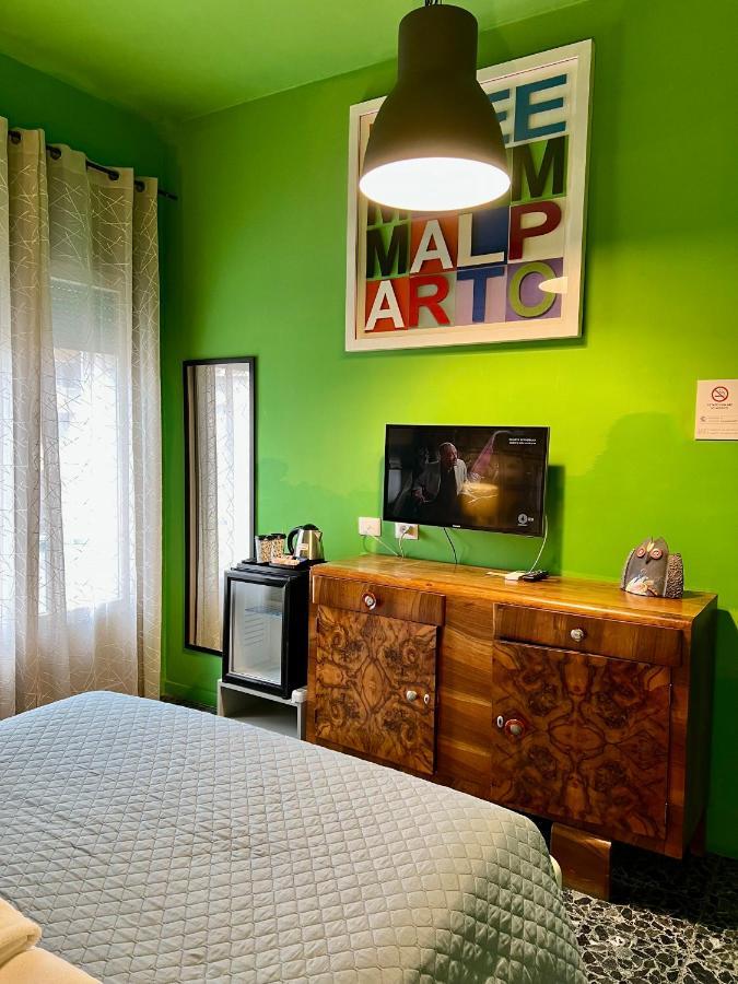 Budget Rooms Sonnino 37 กาญารี ภายนอก รูปภาพ